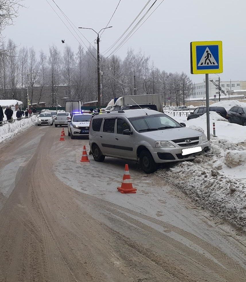 В Кирове в трех ДТП пострадали три человека: в их числе 10-летний ребенок —  Авто43 Киров