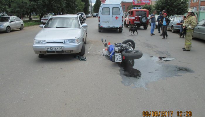 За день в области автомобилисты разбили 3 мотоцикла