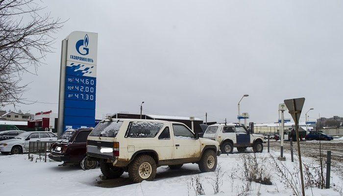Эксперты считают, что бензин вполне может подорожать ещё на три рубля