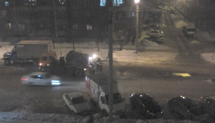 За ночь до приезда Медведева отремонтировали проспект Строителей