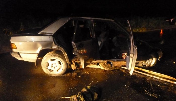 В Кирове в ДТП погиб 18 -летний водитель Mercedes