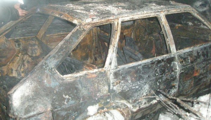 В гараже на улице Щорса сгорел автомобиль