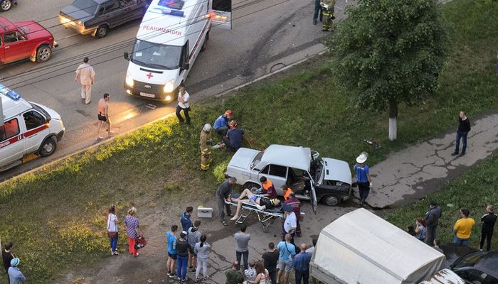 В ДТП на Московской-Ердякова погиб водитель «шестерки»