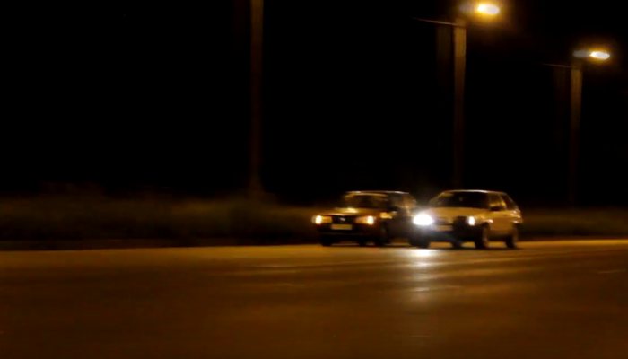 Стритрейсеры снова устраивают ночные гонки в Кирове
