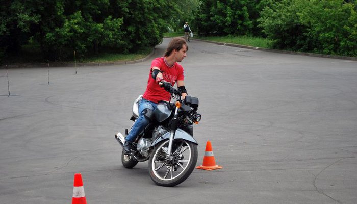 Право на права: жителям районов негде учиться водить мотоциклы 