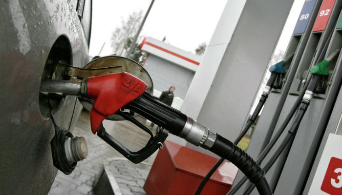 С апреля цены на бензин в России подскочат