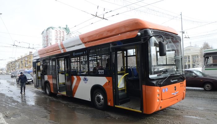 Троллейбус «Горожанин» с небольшими потерями доехал до Нововятска