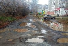«Убитый» подъезд к садику на Крупской отремонтируют в 2021 году