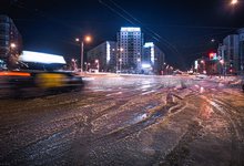Сковало льдом: ночной потоп превратил улицу Комсомольскую в каток