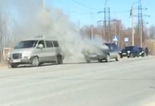 В Чепецке загорелся автомобиль у поста ДПС