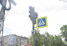 Светофор на перекрестке Московской и Октябрьского проспекта мог уценить машину?  