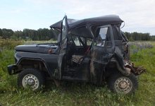 Водитель на фуре жестко «догнал» внедорожник: водителя «УАЗика» госпитализировали
