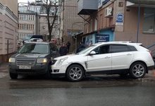 В Кирове мужчине на внедорожнике стало плохо во время езды: водитель скончался в больнице 