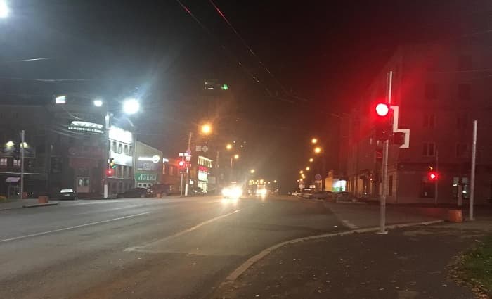 Водитель на “Гранте” сбил пенсионерку и скрылся