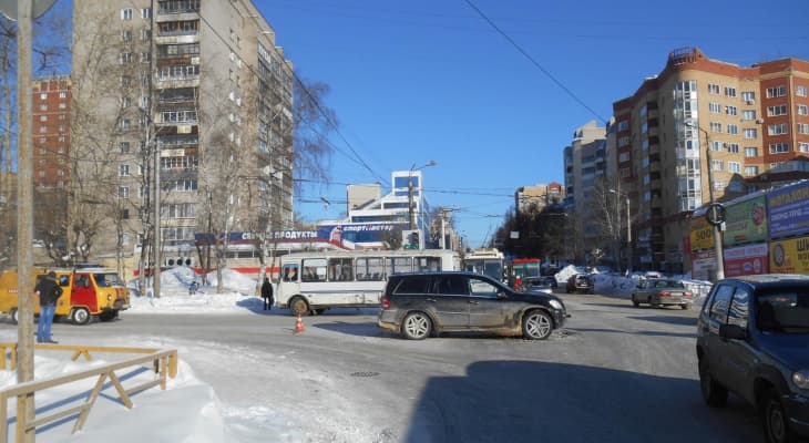 Рядовая авария на Ленина закончилась разборками