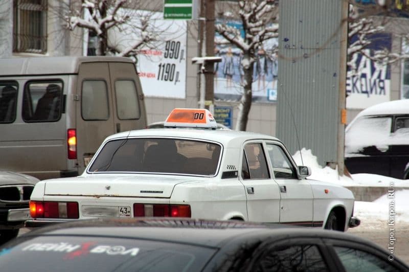 Цены как Новый год. Таксисты увеличили тариф