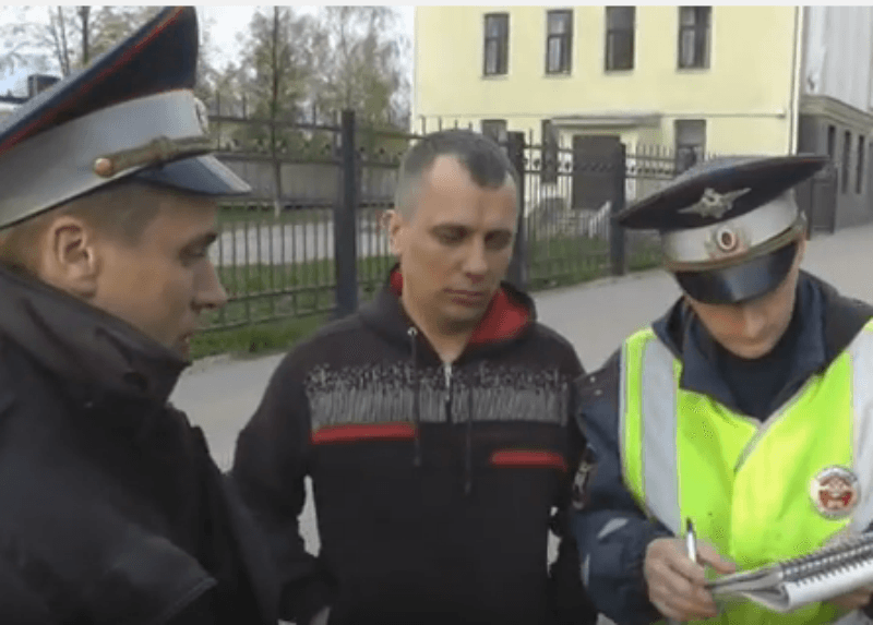 По Кирову разъезжал пьяный полковник нацгвардии из Самарской области