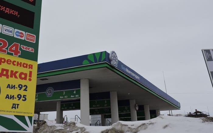 Сколько денег уходит на бензин в месяц? Есть ответ