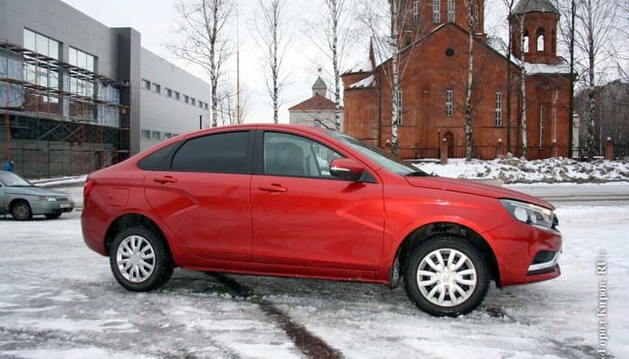 40 тысяч “Вест” отзываются из-за того, что запасное колесо не того цвета