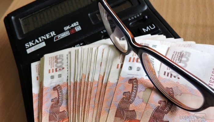 Депутат предложил отменить транспортный налог на российские авто: почему этого не произойдет?