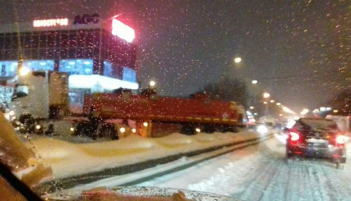 Выезд из города по улице Производственной перекрыт 