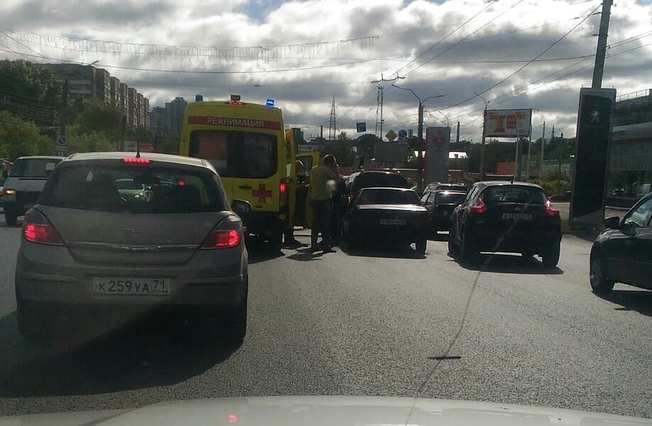 На Московской столкнулись 5 машин
