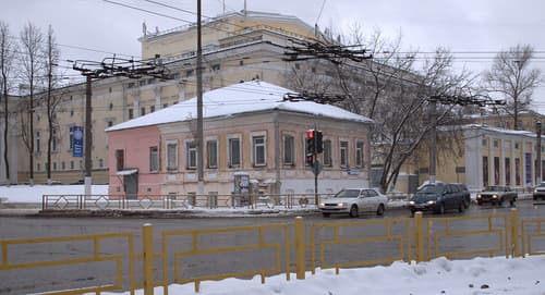 На Преображенской автоледи проехала по ноге 7-летней школьницы