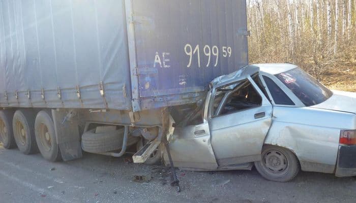 Начало майских праздников: на дорогах Кировской области 5 человек погибло