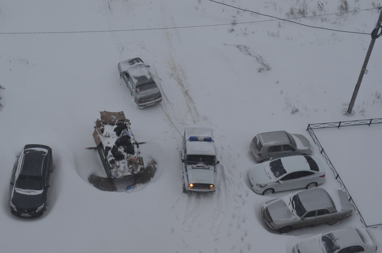 В понедельник снег продолжит засыпать Киров