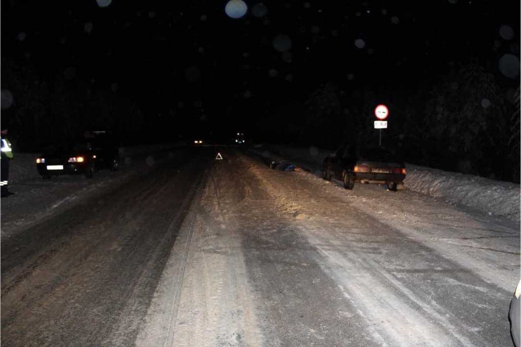 Вышел из машины и попал под удар - авария в Советском районе