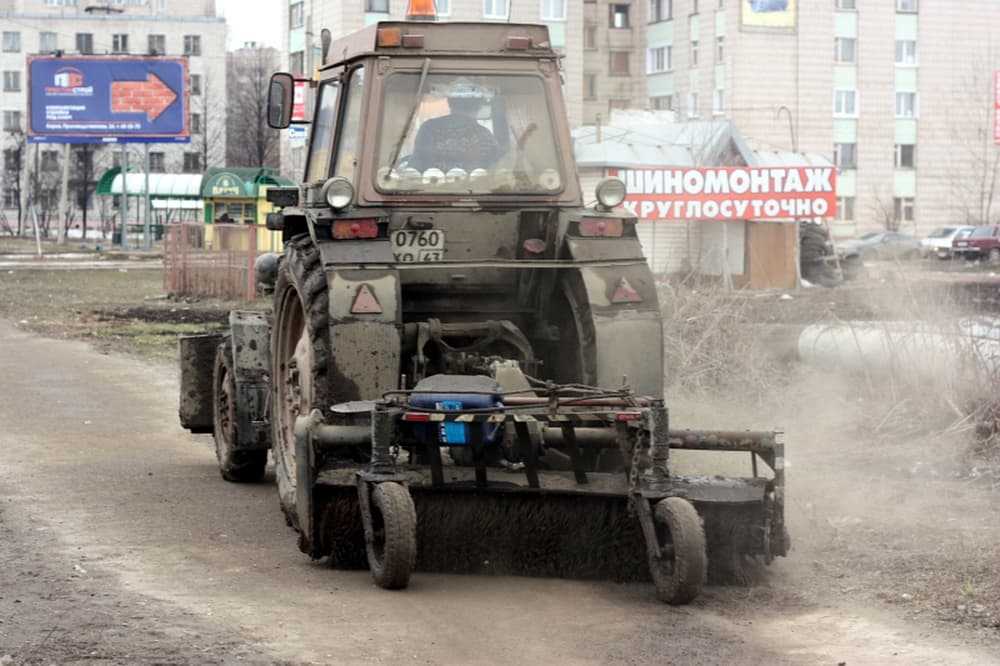 Содержание дорог летом. Сколько стоит чистота?