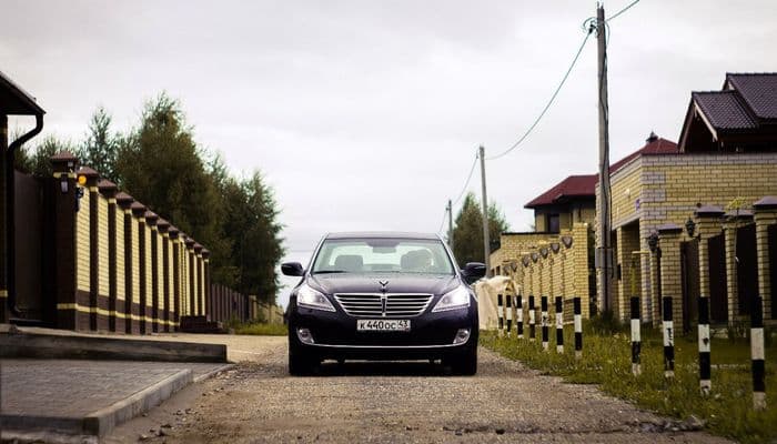 Мэр Якутска пересадила городских чиновников на “УАЗики”
