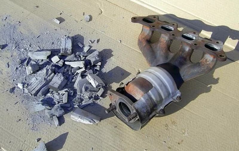 Зачем удалять катализатор на автомобиле и почему нельзя это делать бесплатно?