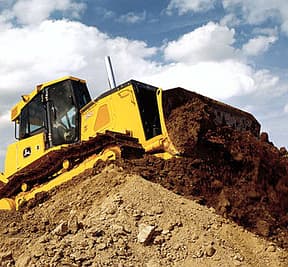 Строительной техникой в Кирове будут управлять из космоса?