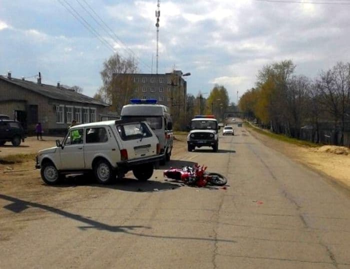 В Кировской области водитель «Нивы» сбил мотоциклиста