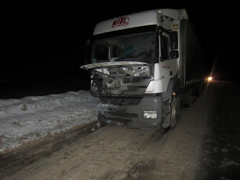 ДТП в Орловском районе: грузовик с легковушкой не смогли разъехаться