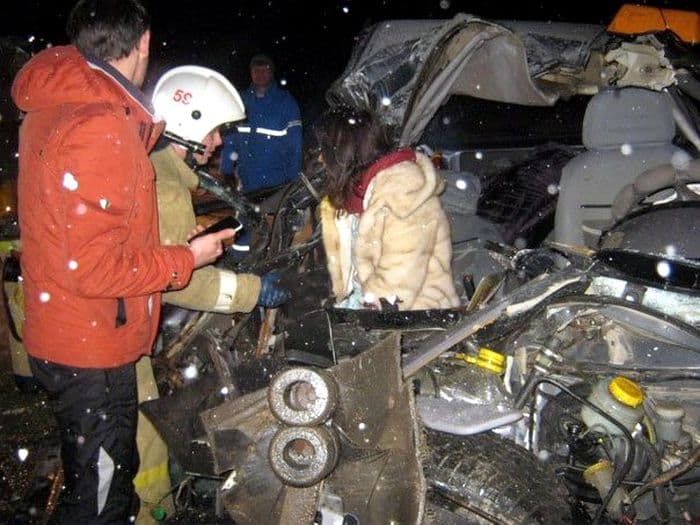 Жуткое ДТП в области: две пассажирки «Ниссана» попали в реанимацию
