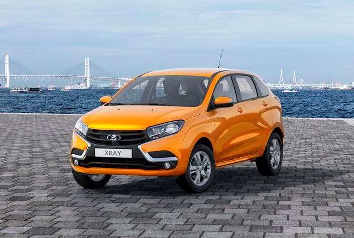 LADA XRAY в автосалоне ГУСАР