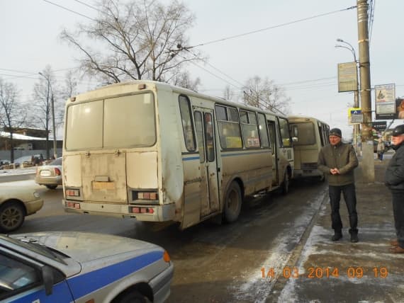 При столкновении двух автобусов на Комсомольской пострадал пассажир