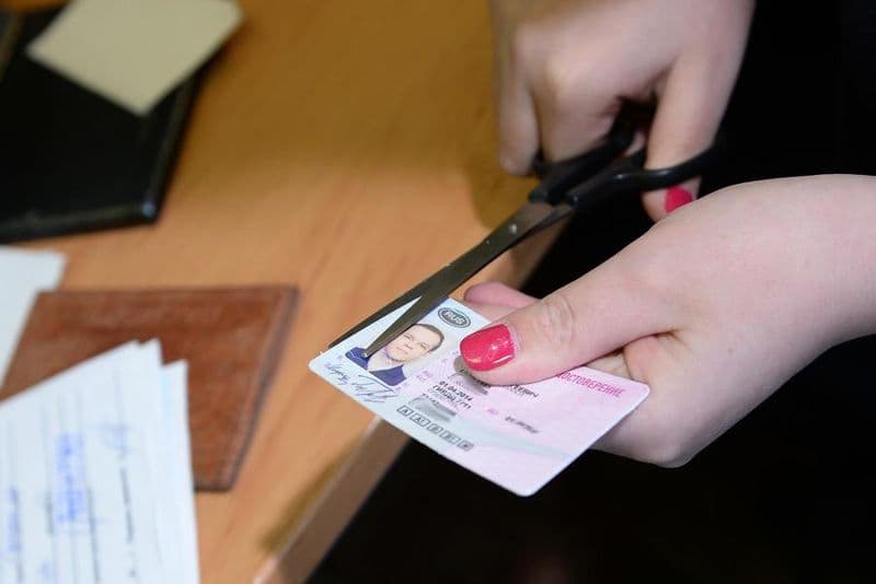 163 автовладельца лишились права управлять машиной