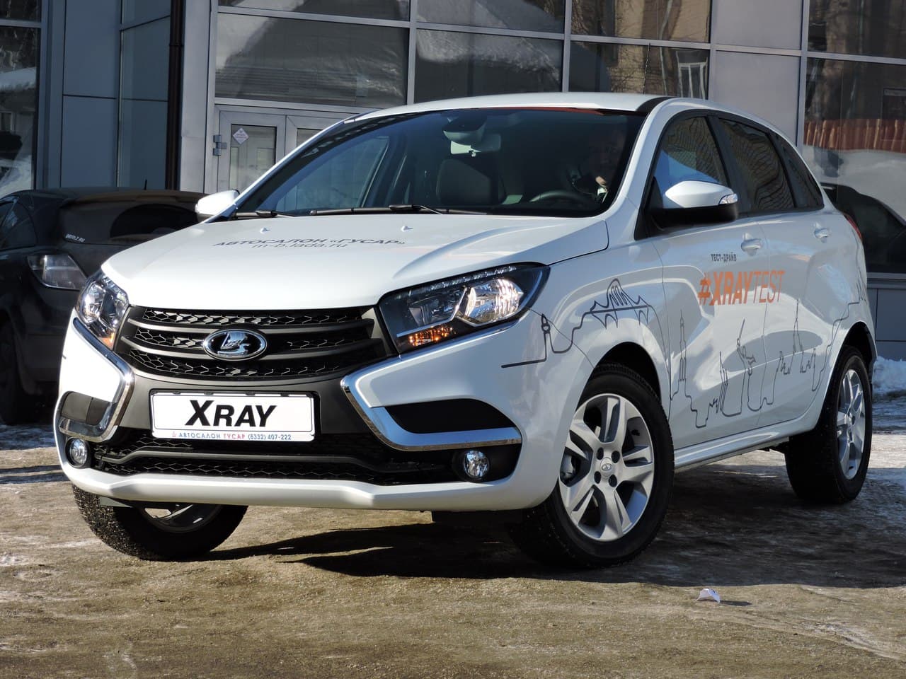 День X: в Кирове презентовали новую Lada XRAY