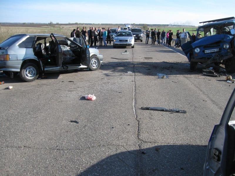 В аварии у реки Немды погибли 2 человека