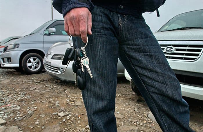 Какой автомобиль можно купить в Кирове на среднюю зарплату?