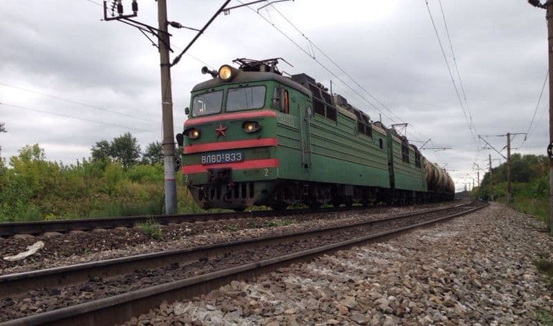 В Нововятском районе возле «горбатого» переезда поезд сбил мужчину