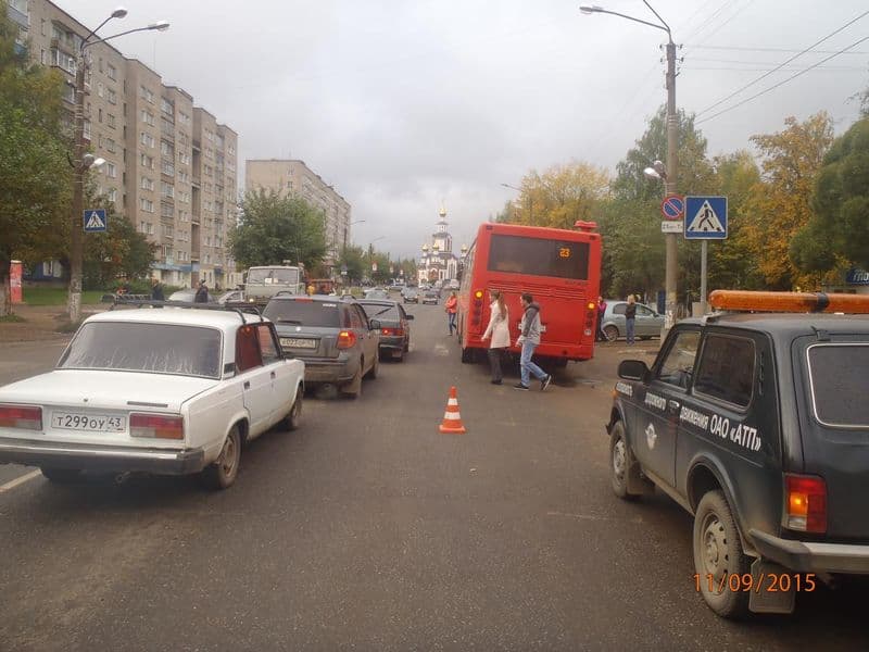 На Лепсе автобус сбил пешехода