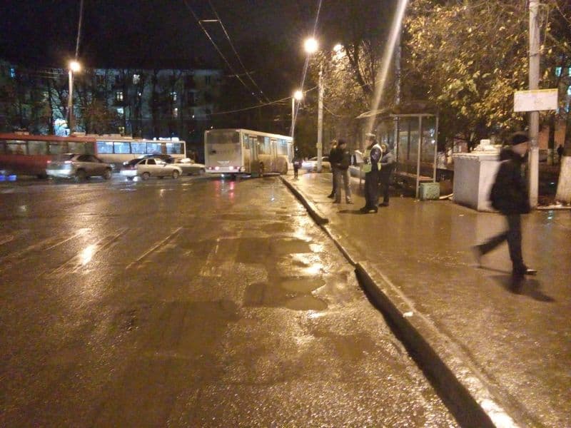 В кировском автобусе пострадала женщина