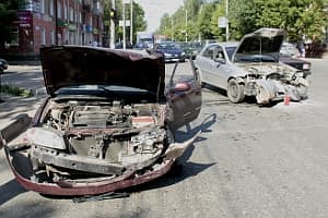 ДТП. Решил проскочить, попал в лобовое столкновение