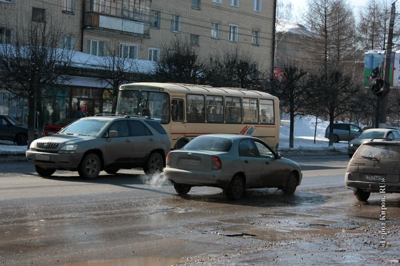 Алексей Ивонин предложил ремонтировать дороги за счет дорожников