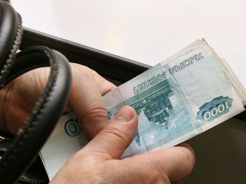 Пьяная  автоледи из Вятскополянского района пыталась дать взятку полицейским