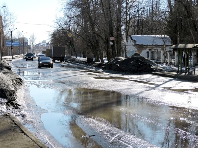 Зиму не выстояли: дороги в Кирове требуют ремонта